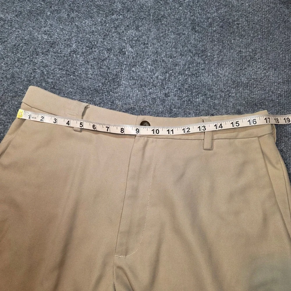 Chaps Mens Tan Khaki Flat Front Golf Shorts Size 34 Preppy Flat Front Casual